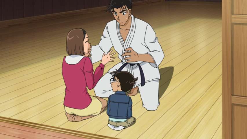 EP 855