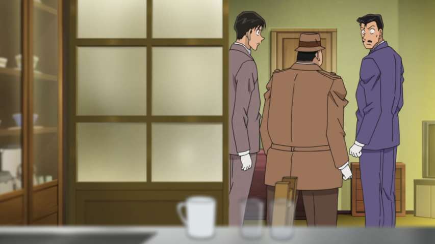 EP 899